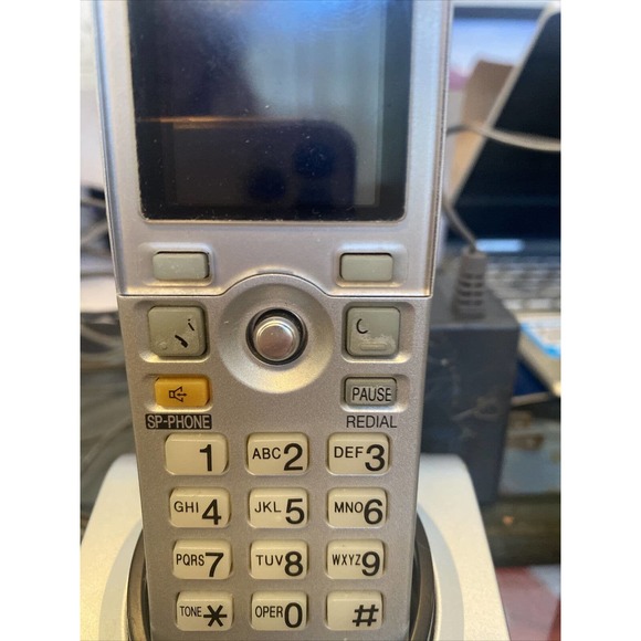 Panasonic Phones KX-TG5777 5.8GHz Cordless Expandable Digital w/3 Handsets - Picture 5 of 11